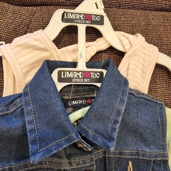 LIMITED Too 3 Piece Set 2 Dresses, 1 Jean Jacket Size 4T NWT - Picture 2 of 10